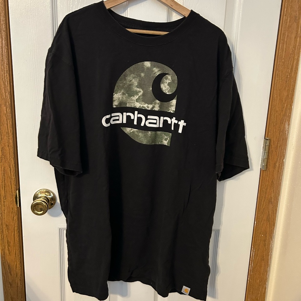 Men’s Carhartt t-shirt